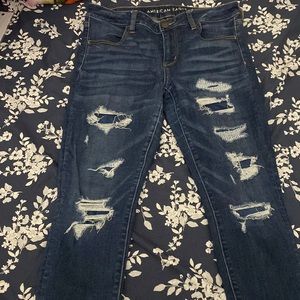 AMERICAN EAGLE JEANS
